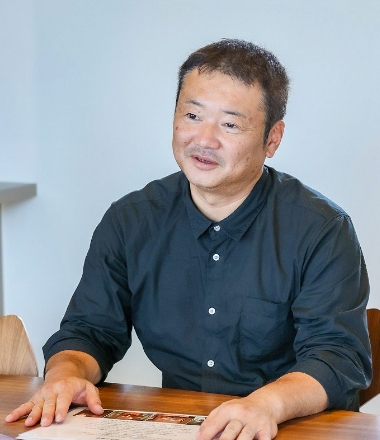 鈴木　亜樹久